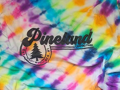 Tie-dye shirt crafts at Pineland Camping Park