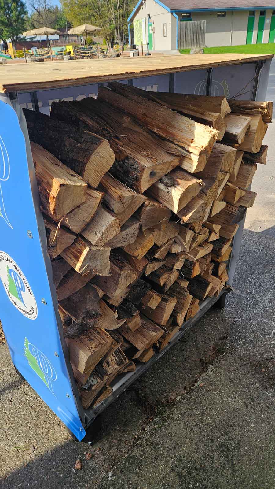 Big loads of wood available and Pineland Camping Park Big loads of wood available and Pineland Camping Park